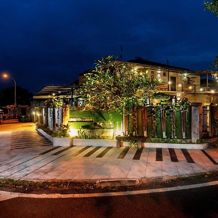 فيلا Eco Haus Garden Residential جوهر بهرو المظهر الخارجي الصورة